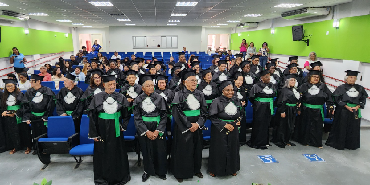 EFG Raul Brandão realiza formatura de 55 alunos do Programa Cidadão Tech 60+ 